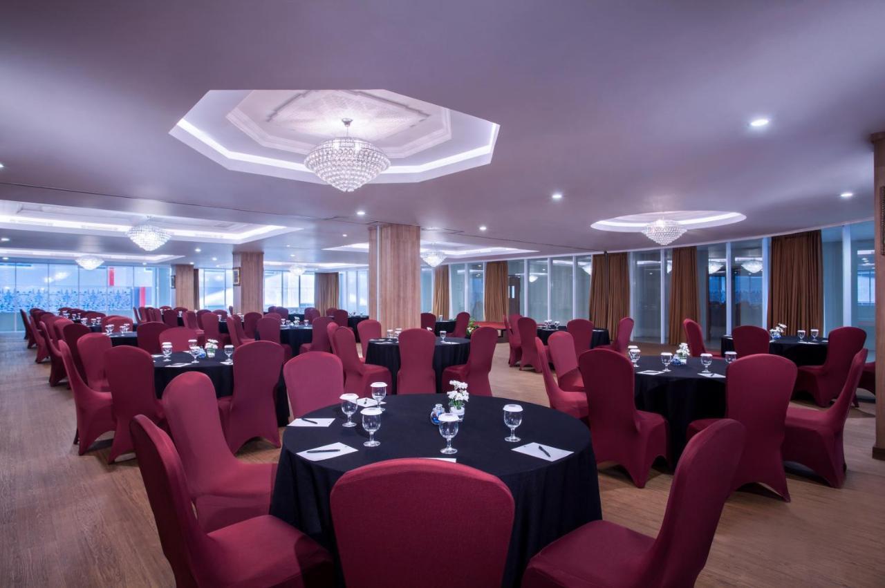 Grand Mercure Yogyakarta Adi Sucipto Pakualaman Zewnętrze zdjęcie